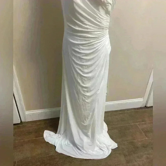 Mac Duggal One-Shoulder Ruched Jersey Gown white maxi Sz 10. NWT - Picture 5 of 10
